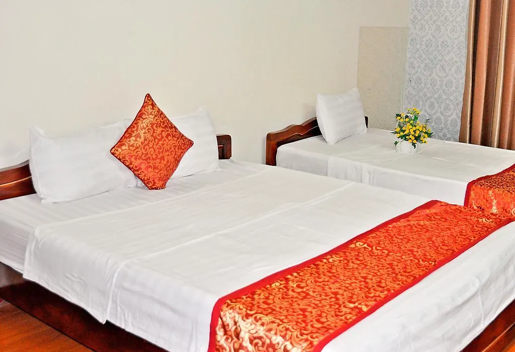 Grand Holiday Hotel-1
