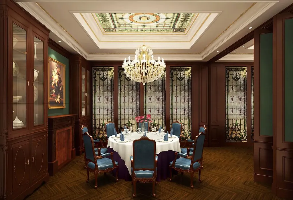 Astor House Hotel-1