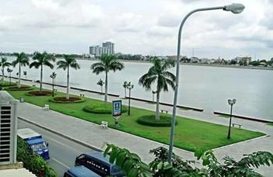 River Star Hotel-1