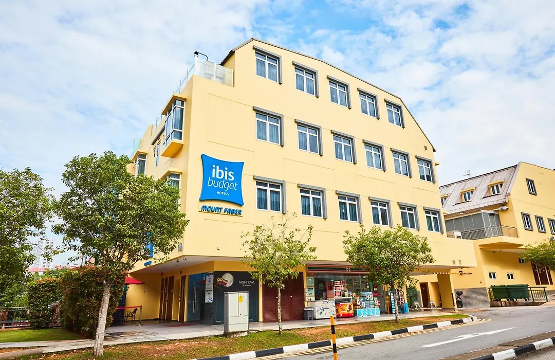 Ibis Budget Singapore Mount Faber-1
