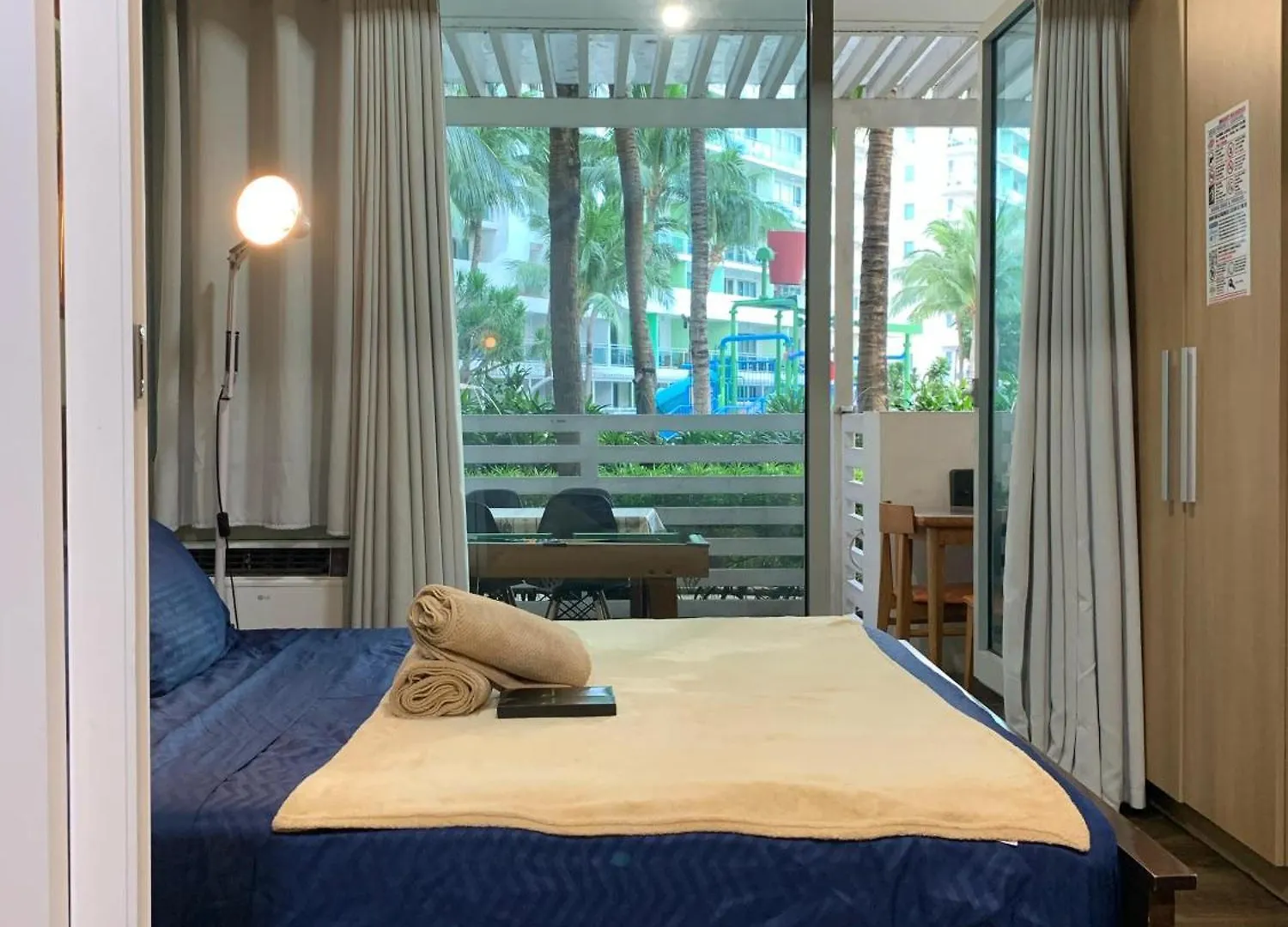 Azure Urban Resort - Rio Tower Paranaque City Deals & Discounts for ...