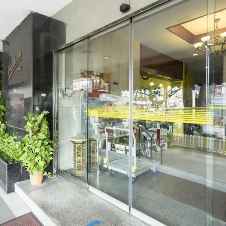 L Hotel At Broadway-2