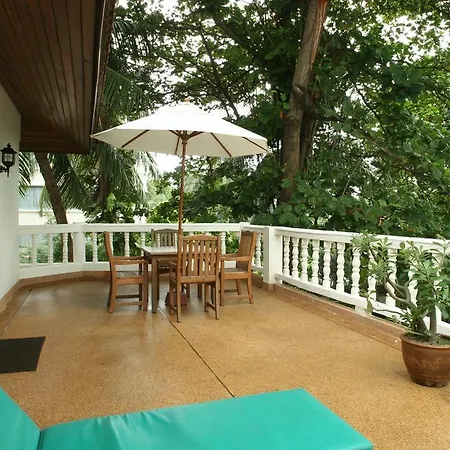 Chaweng Beachcomber Hotel-3