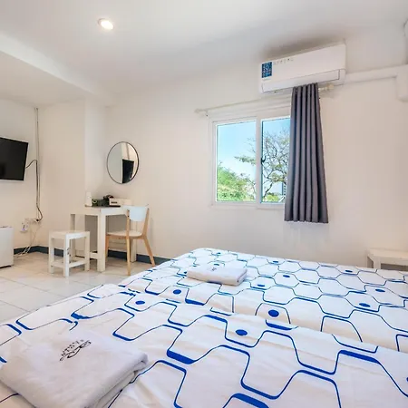 Sloth Hostel Don Mueang-3