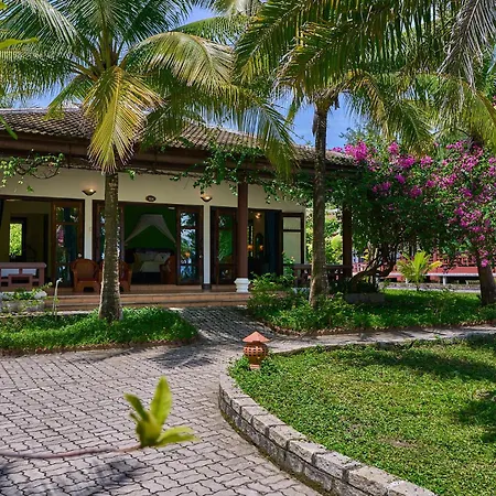 Lang Co Beach Resort-2
