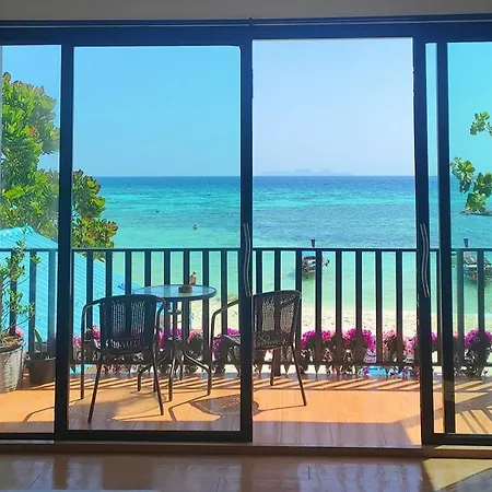 Lipe Sunrise Beach House-3