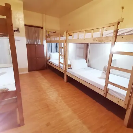 Coron Town Traveller'S Dormitory-3