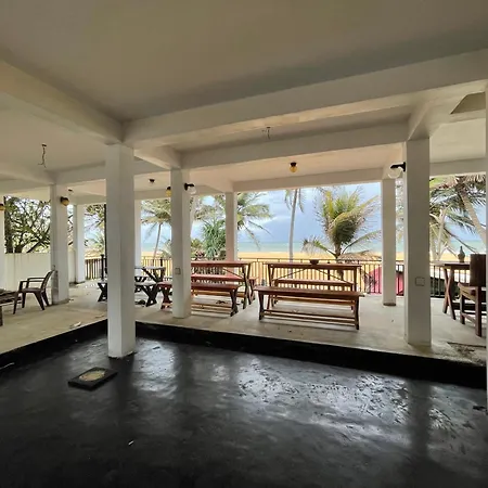 Sea Sands Beach Hostel-2