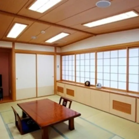 Forest Hongo-2