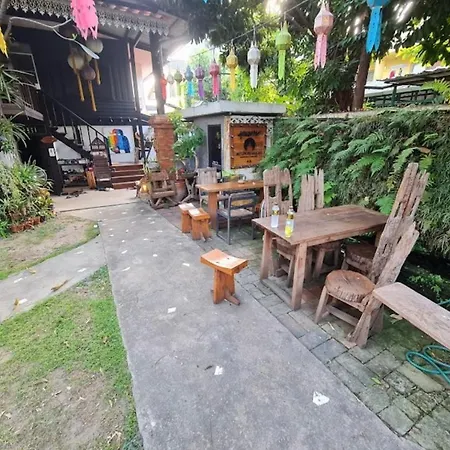 Nearthepark Backpack Boutique House-3