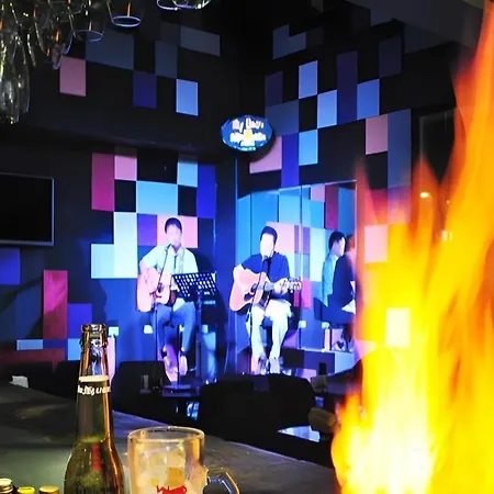 Hive Hotel-3