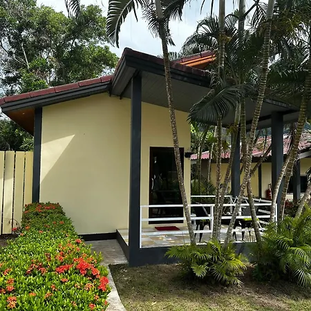 Escape-Cabins-2