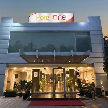 Hotel One The Mall, Lahore-2