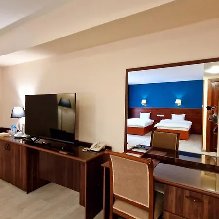 Ararat Hotel-2