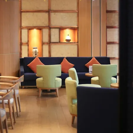 Crowne Plaza Zhuhai City Center By Ihg-2