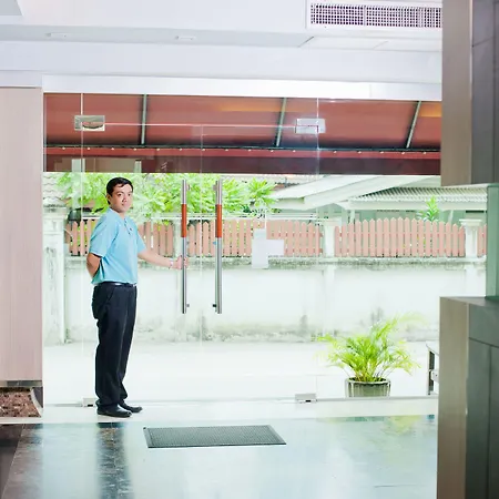 Kingston Suites Bangkok Sukhumvit 15 By Kingston Hotels-2