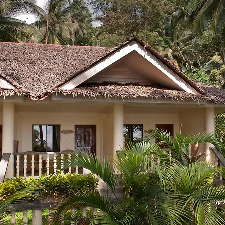 Easy Diving And Beach Resort-3