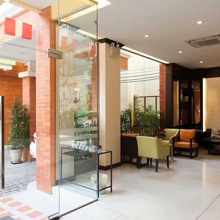 Tara Place Hotel Bangkok-2
