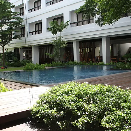 UMA Residence-2