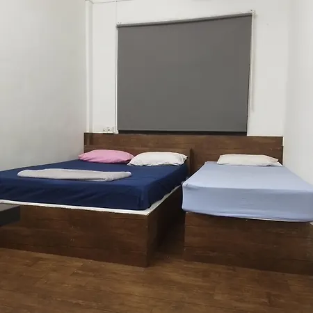 Step Inn Guesthouse-2