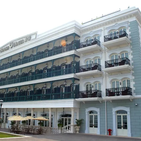 Rocks Hotel-2