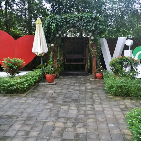 Viewpark Hotel Tagaytay-2