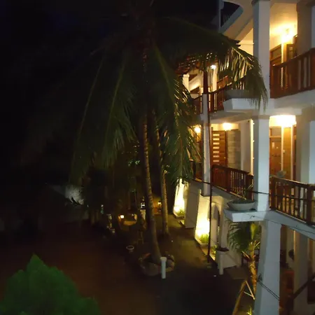 Sky Garden Mini Hotel-3