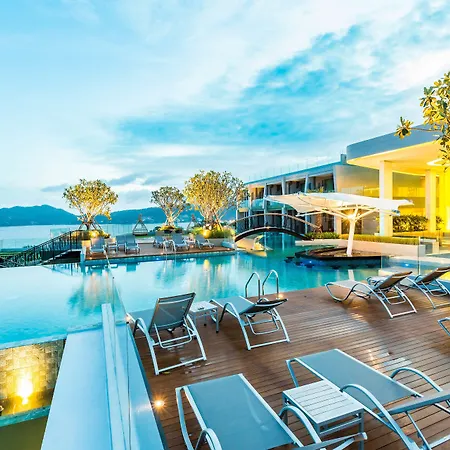Crest Resort&Pool Villas-3
