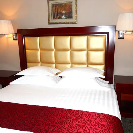 New West Hotel-2