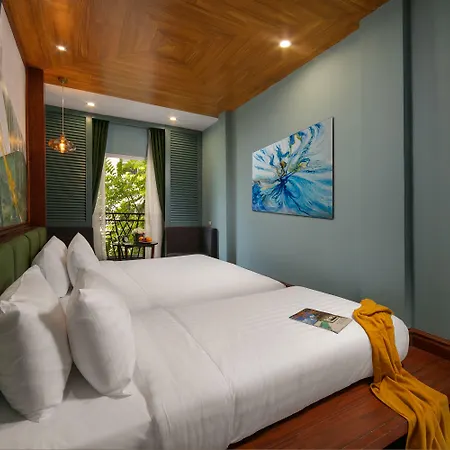 Hanoi La Selva Central Hotel & Spa-3