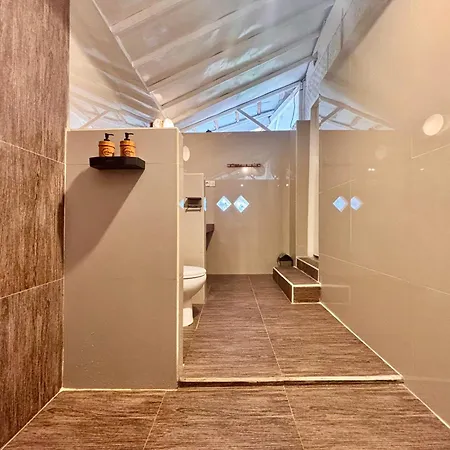 Alibaba Bungalows-2