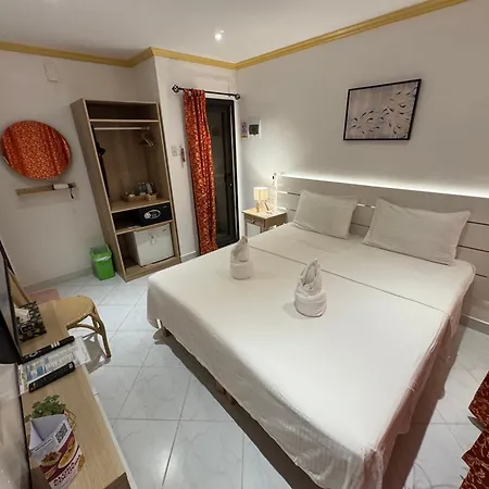 Alona Vida Beach Resort-2
