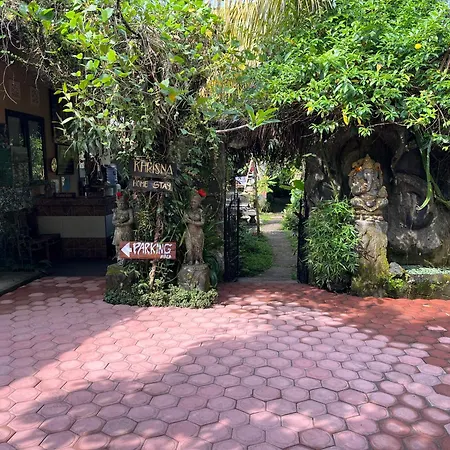 Khrisna Hs And Cottages-2