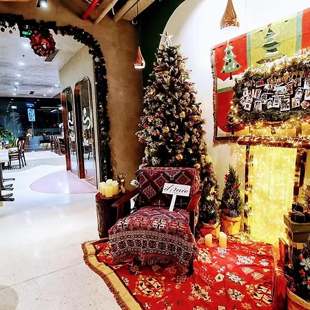 Home Hotel-2