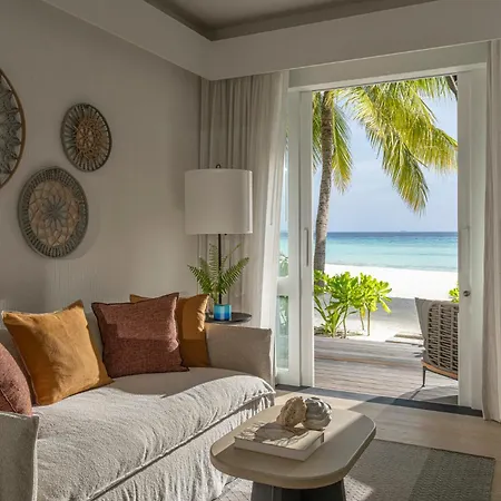 Four Seasons Resort Maldives At Landaa Giraavaru-3