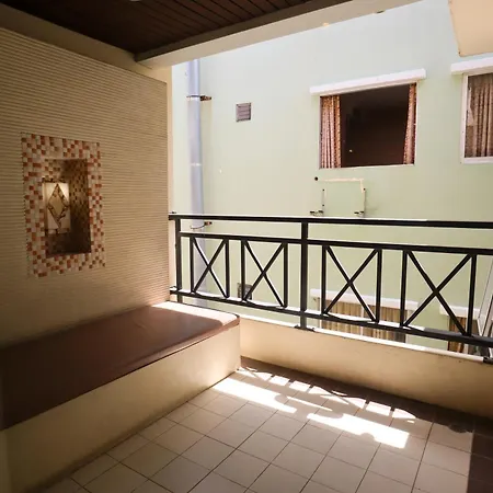 Baywalk Residence Pattaya-3