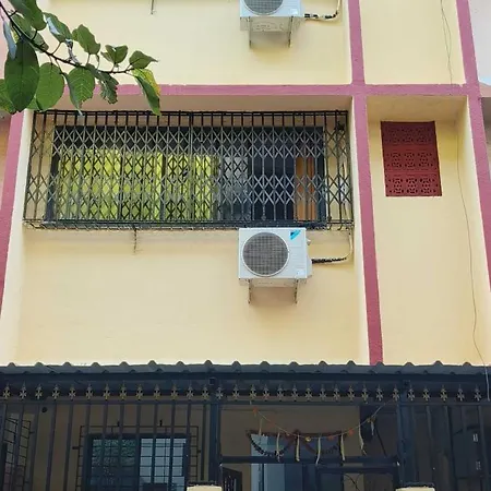 Hotel O Deluxe United Corporate Homes 2-3