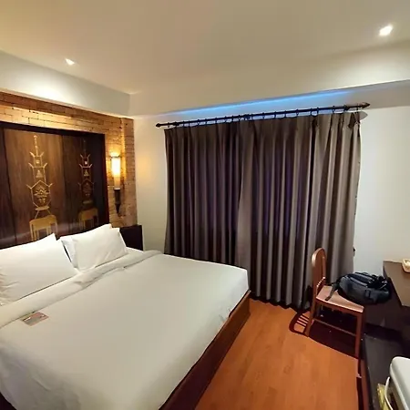 Holiday Garden Hotel-2