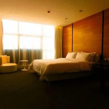 Himalayas Qingdao Hotel-3