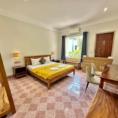 Royal Hotel-3