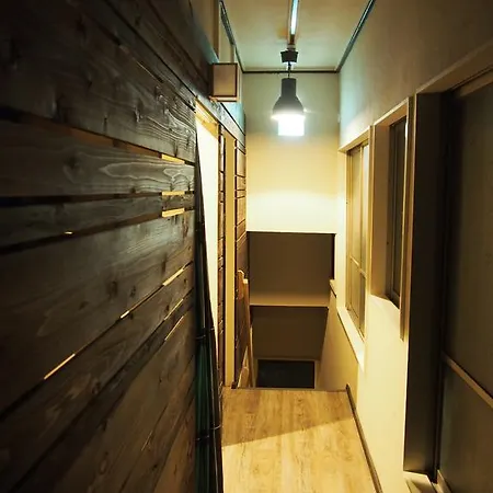 328 Hostel & Lounge-2