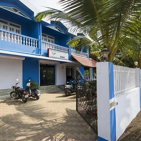 Veeniola Holiday Home-2