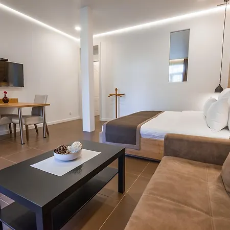 Luxury Apartments On Central Avenue-3