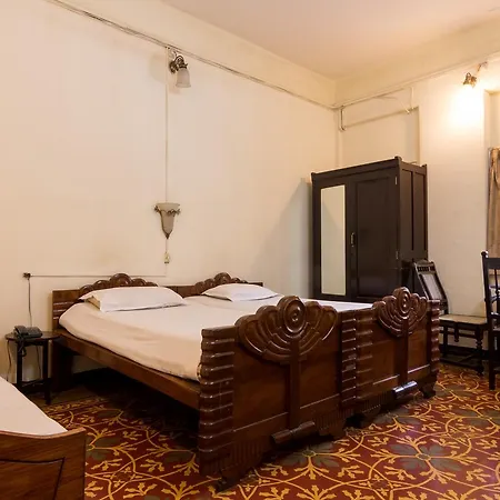 Bed And Breakfast At Colaba-2