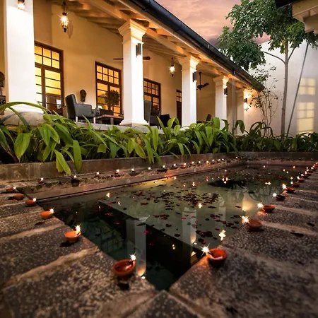 D Pavilion Boutique Hotel-2