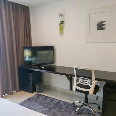 Platinum One - Private Apartment At #1 Bagatalle Road, Unit 7-1 Colombo 3-3