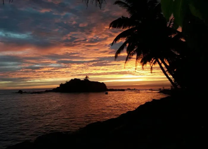 Seaside View Hotel Mirissa
