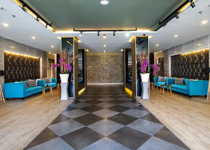 Hotel Sevn Legian