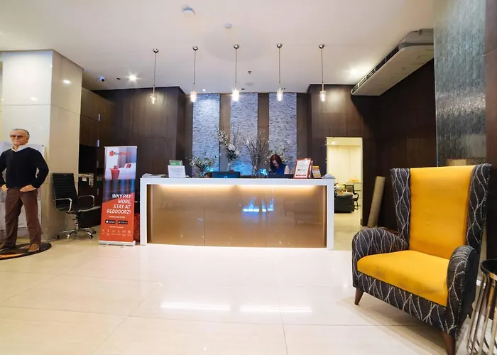 RedDoorz Premium @ West Avenue Quezon City