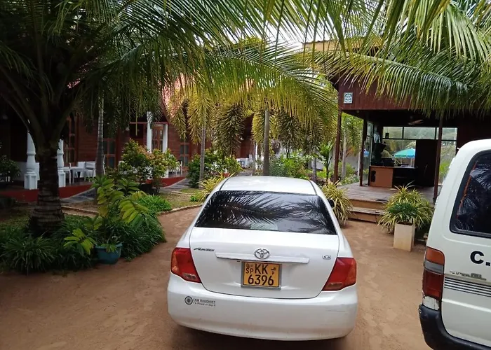 Elegant Green Beach Resort